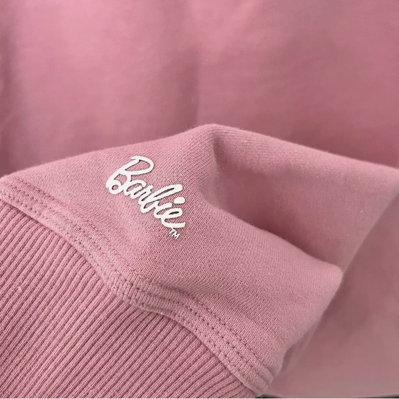 NWT BARBIE x KITH Crissy Crew 60th Anniversary Barbiecore Sweatshirt in Pink L - Picture 6 of 7